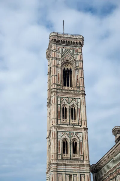 FLORENCE, TUSCANIE / ITALIE - 19 OCTOBRE : Vue de la cathédrale Sainte-Marie — Photo