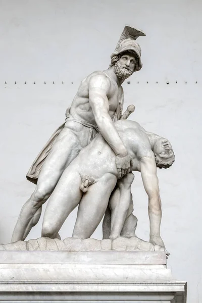 FLORENCIA, TOSCANA / ITALIA - 19 DE OCTUBRE: Estatua de Menelao Holdin Imagen de stock