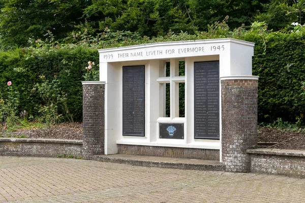 East Grinstead West Sussex Juli Utsikt Över Krigsmonumentet East Grinstead — Stockfoto