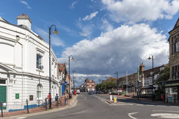 East Grinstead West Sussex August View Shops High Street East — стоковое фото