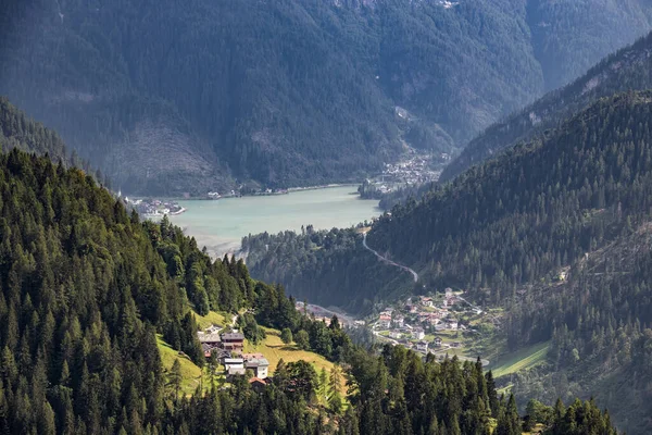 Campo Torno Lago Alleghe Veneto Itália — Fotografia de Stock