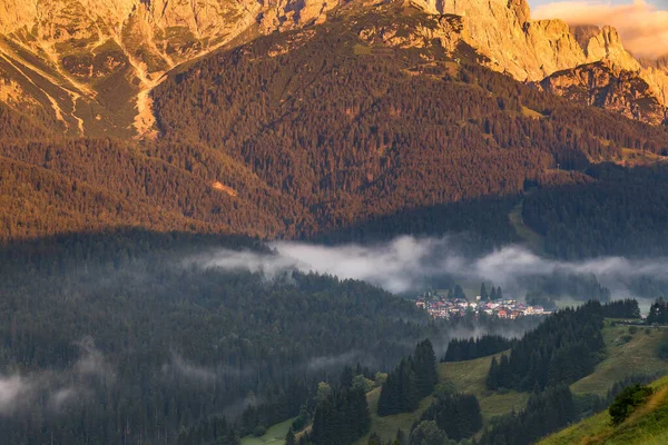 Candide Veneto Itália Agosto Nascer Sol Nas Dolomitas Candide Veneto — Fotografia de Stock