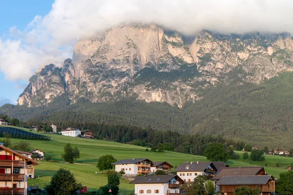 Fie Allo Sciliar South Tyrol Italy August Utsikt Över Dolomiterna — Stockfoto