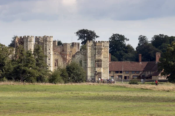 Midhurst West Sussex Září Pohled Trosky Hradu Cowdray Midhurstu West — Stock fotografie