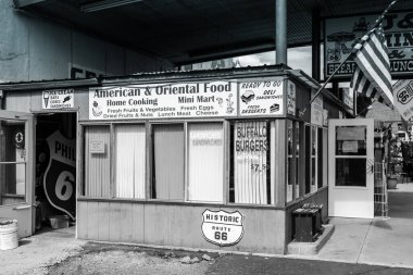 SELIGMAN, ARIZONA / ABD - 31 Temmuz 2011 'de Seligman Arizona' da eski bir mağaza