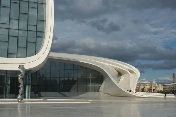 Heydar Aliyev Center Baku Oktober 2018 - Stock-foto