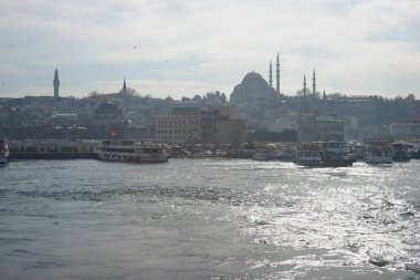 İstanbul'da su taşımacılığı, Mart 2018. Türkiye.