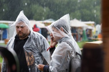 Rusya, Moskova, 3 Ağustos 2019. Kolomenskoye parkında müzik festivali 