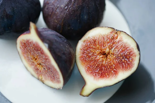 Fresh Ripe Figs Close — Stock Photo, Image