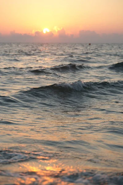 Закат Над Океаном — стоковое фото