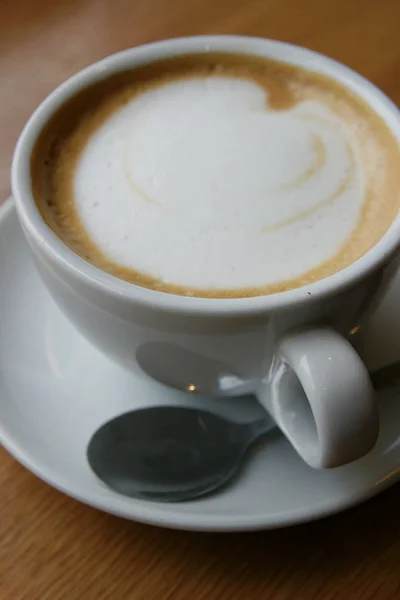 Taza Café Caliente Con Leche Mesa — Foto de Stock