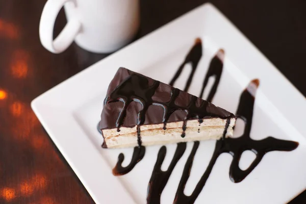 Delicious Cake Chocolate Sauce — Stock Photo, Image