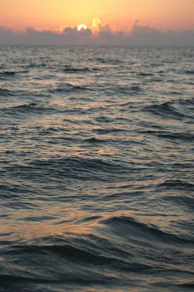 Закат Над Океаном — стоковое фото