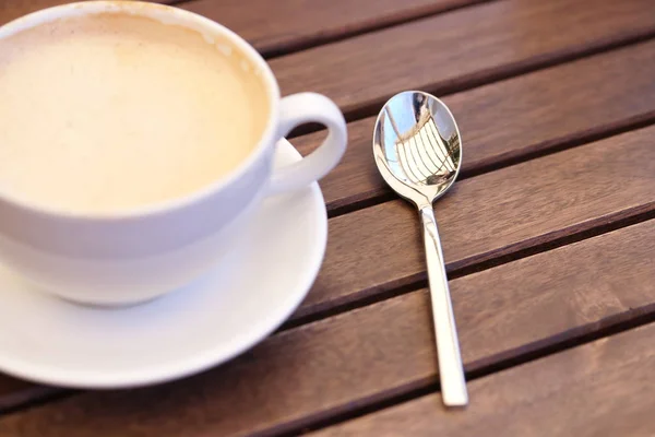 Varm Kaffe Med Melk Bordet Kafeen – stockfoto