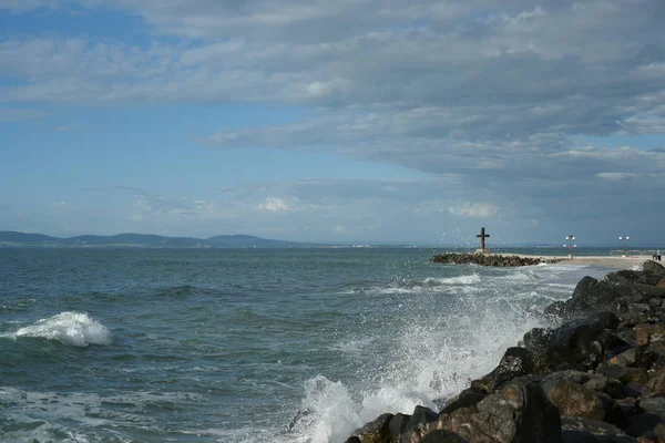 Seascape Dagtid Med Ett Kors — Stockfoto