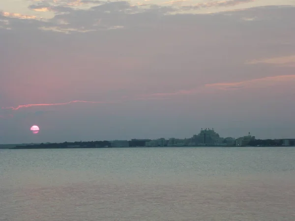 Schöner Sonnenuntergang Über Dem Meer — Stockfoto