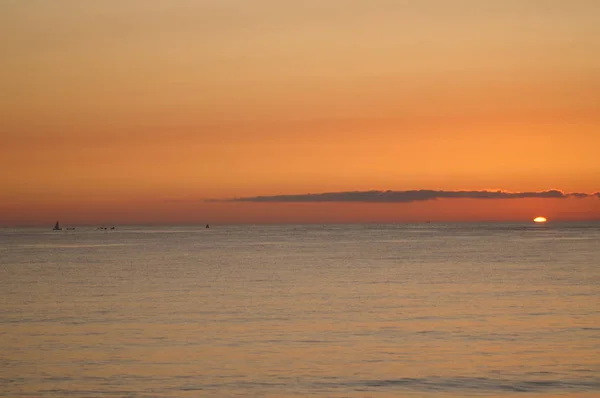 Prachtige Zonsondergang Boven Zee — Stockfoto