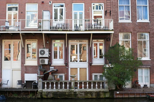 Mooi Gebouw Het Centrum Van Amsterdam — Stockfoto
