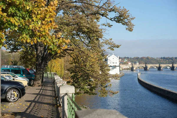 2013 Sonbaharında Prag Sokakları Çek Cumhuriyeti — Stok fotoğraf