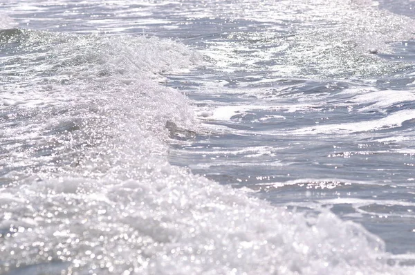 Κύματα Στη Θάλασσα — Φωτογραφία Αρχείου