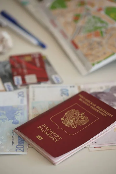 Гроші Російському Паспорті — стокове фото