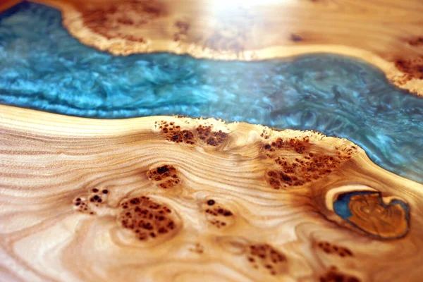 Dekoratif epoksi reçineli ahşap masa