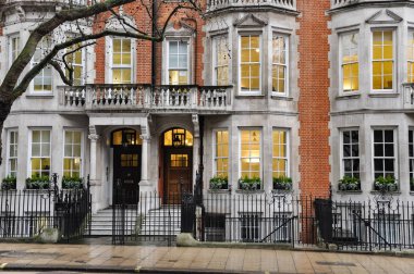 Tipik London house