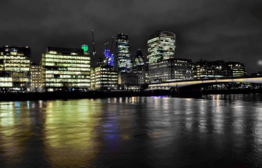 Londra içinde gökdelenler