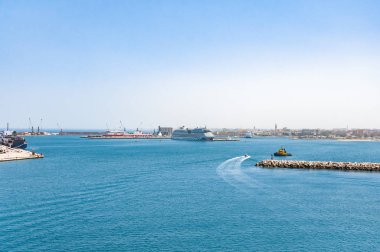 büyük yolcu gemisi Aida