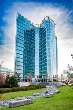 Modern skycsraper iş merkezi