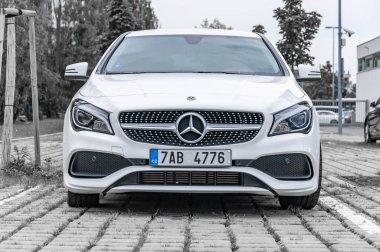 Mercedes Benz Cla beyaz 