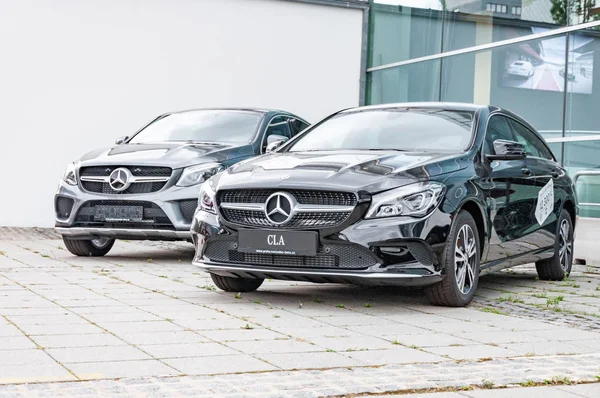 Mercedes Benz CLA bianco — Foto Stock