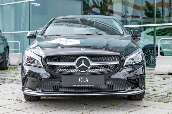 Mercedes Benz CLA blanco — Foto de Stock