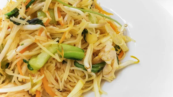 Closeup of Asian fried noodles — Stock Photo, Image