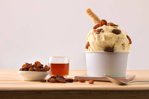 Rum with raisins ice cream cup decorated with raisins — Stock Photo, Image