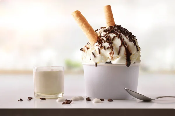 Ice cream cup with choco on table homemade in kitchen — Stock Photo, Image