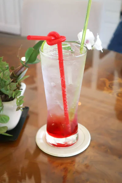 Italienische Limonade Oder Erdbeersoda Oder Mocktail — Stockfoto