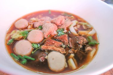 çorba veya işkembe çorbası sebzeli temizleyin