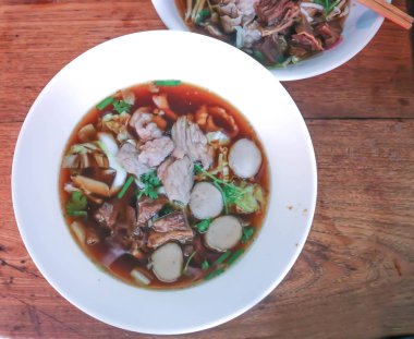 çorba veya işkembe çorbası sebzeli temizleyin