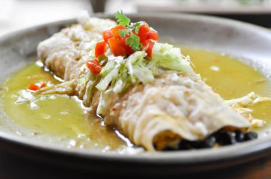 Deluxe Burrito veya tütsülenmiş börek, Meksika yemeği