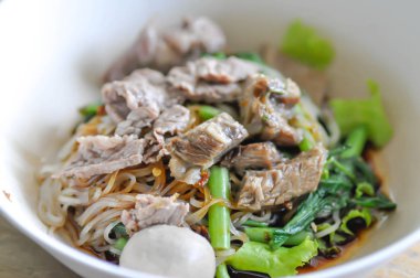 sığır şehriye, Çin noodle veya düz şehriye