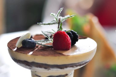 tiramisu pasta wih berry Tepesi