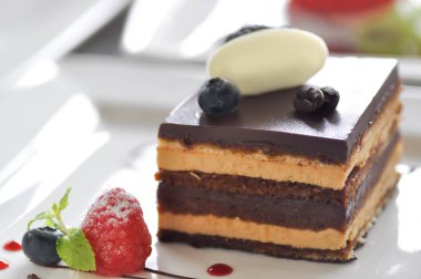 kahve veya kahve mousse kek meyve ile