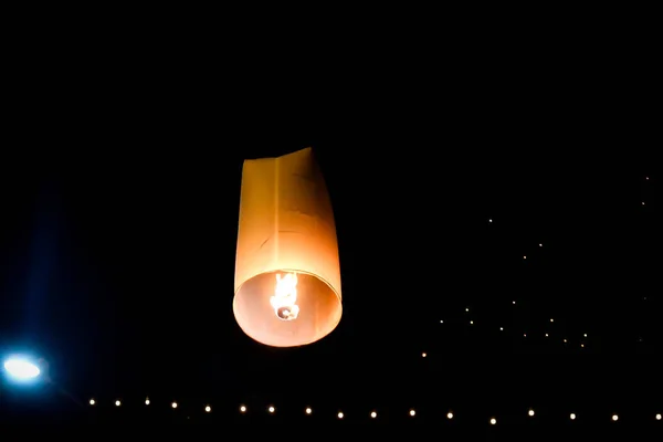 Φανάρι Thai Lantern Κυμαινόμενο Thai Lantern — Φωτογραφία Αρχείου