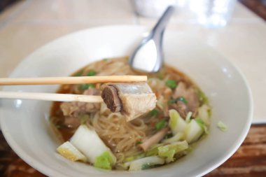 şehriye, Çin noodle veya domuz noodle