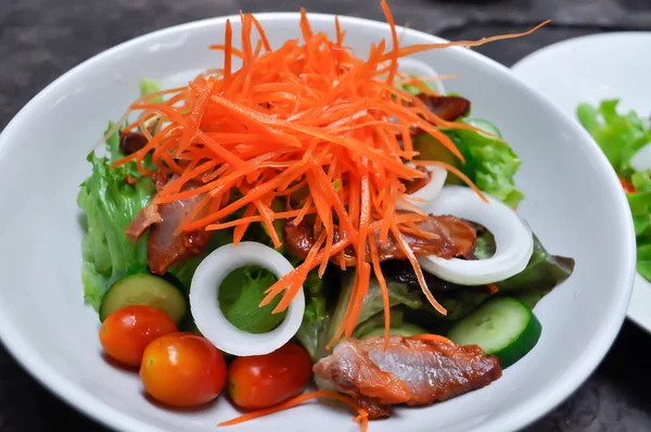 Salade Porc Légumes — Photo