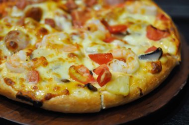 Pizza, karides pizza ya da deniz ürünleri pizza