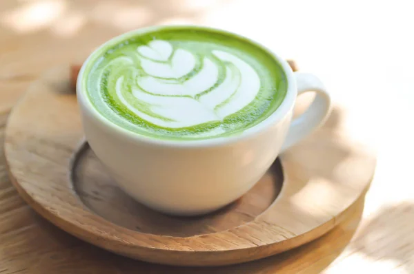 yeşil çay veya matcha yeşil çay, matcha latte