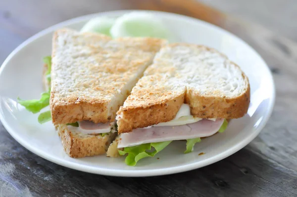 Sandwich Kanapka Szynką Serem — Zdjęcie stockowe
