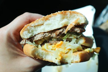 sığır eti hamburger, sığır eti burger holding